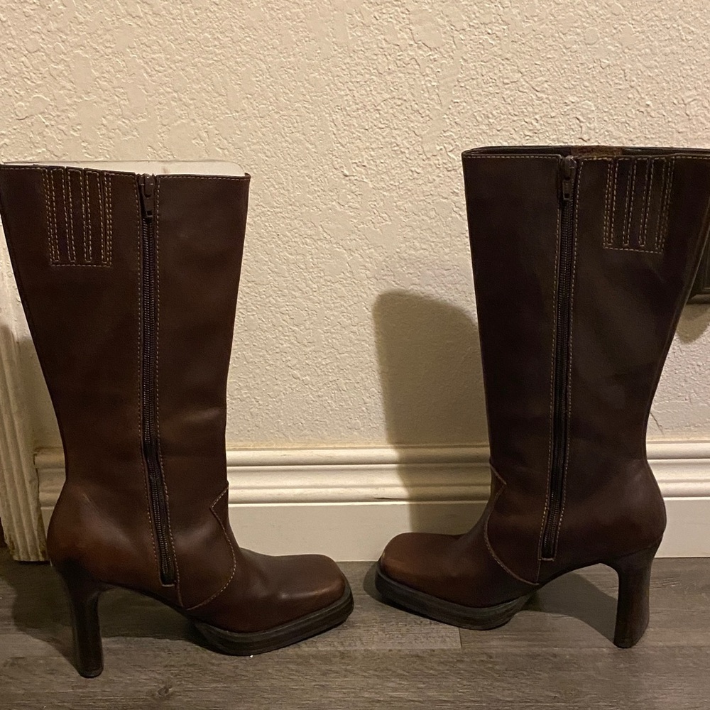 Seychelles Dark Brown Leather Heeled Boots